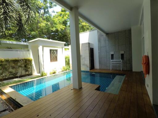 Luxurious 3-bedroom villa, with pool view in Two Villas Oxygen Bangtao project, on Bangtao/Laguna beach