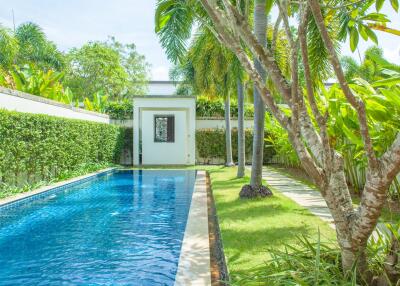 Chic 3-bedroom villa, with pool view in Two Villas Oxygen Bangtao project, on Bangtao/Laguna beach