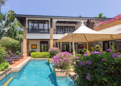 Exclusive 4-bedroom villa, with pool view and near the sea in Chom Tawan project, on Bangtao/Laguna beach  ( + Video review)