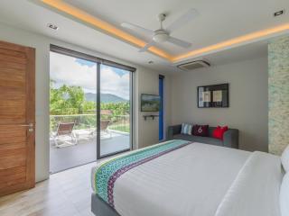 Luxury, large 10-bedroom villa, with pool view, on Bangtao/Laguna beach