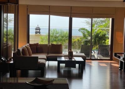 Gorgeous 2-bedroom apartments, with sea view and near the sea in Movenpick Bangtao project, on Bangtao/Laguna beach