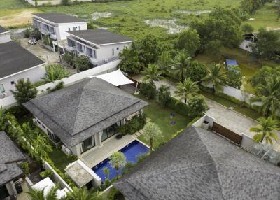 Luxurious 3-bedroom villa, with pool view in Peykaa Estate Villas project, on Bangtao/Laguna beach