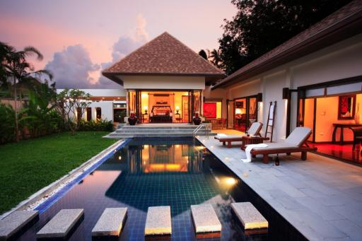 Luxury 4-bedroom villa, with pool view, on Rawai beach