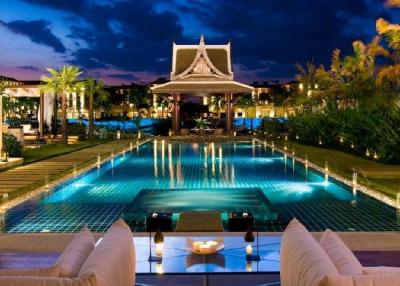 Stunning, large 5-bedroom villa, with sea view in Royal Phuket Marina project, on Koh Kaew beach