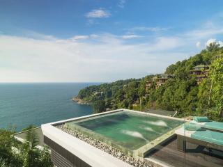 Fashionable premium, large 6-bedroom villa, with sea view in Cape Amarin project, on Kamala Beach beach