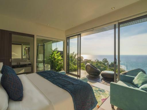 Fashionable premium, large 6-bedroom villa, with sea view in Cape Amarin project, on Kamala Beach beach