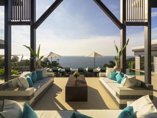 Fashionable premium, large 6-bedroom villa, with sea view in Cape Amarin project, on Kamala Beach beach