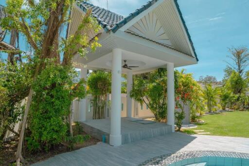 Gorgeous 3-bedroom villa, with garden view in Platinum Residence project, on Rawai beach