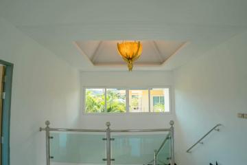 Gorgeous 3-bedroom villa, with garden view in Platinum Residence project, on Rawai beach