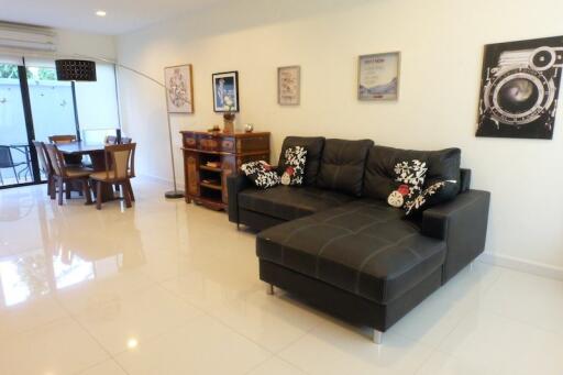 3 ห้องนอน, 3 ห้องน้ำ บ้าน ราคา ฿ 11,450,000