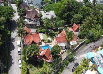 Amazing, spacious 5-bedroom villa, with sea view and near the sea, on Tri Trang Beach beach