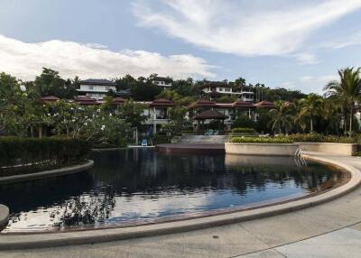 Comfortable 2-bedroom townhouse, with pool view in Angsana Villas Resort project, on Bangtao/Laguna beach  ( + Video review)