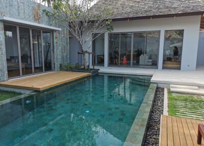 Gorgeous 2-bedroom villa, with pool view, on Layan Beach beach  ( + Video review)