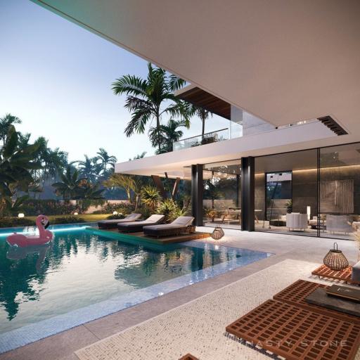 Exclusive premium, large 4-bedroom villa, with garden view, on Bangtao/Laguna beach