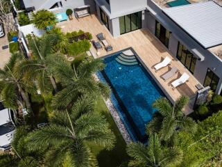 Amazing 3-bedroom villa, with pool view in Baan Bua Modern Zen project, on Nai Harn beach