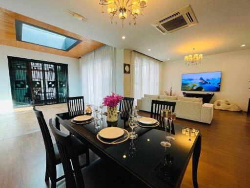 Amazing 3-bedroom villa, with pool view in Baan Bua Modern Zen project, on Nai Harn beach