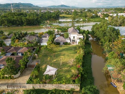 Comfortable, large 5-bedroom villa, with pool view in The Lake House project, on Bangtao/Laguna beach