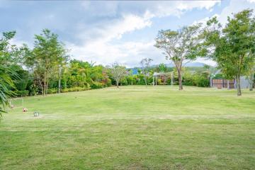 Comfortable, large 5-bedroom villa, with pool view in The Lake House project, on Bangtao/Laguna beach