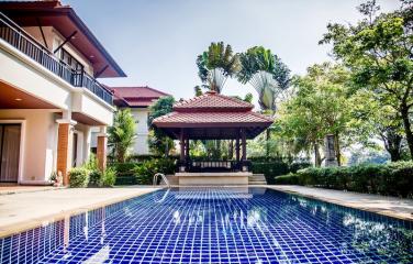 Chic, large 4-bedroom villa, with pool view in Angsana Villas Resort project, on Bangtao/Laguna beach  ( + Video review)