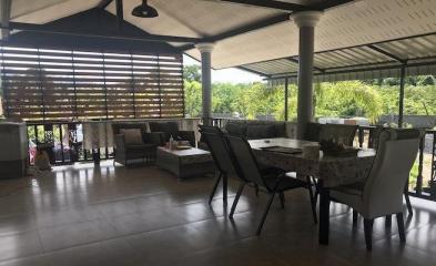 Fashionable 5-bedroom villa, with pool view, on Natai Beach beach