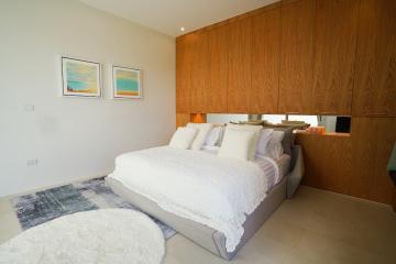 Cozy, spacious 4-bedroom villa, with pool view, on Bangtao/Laguna beach