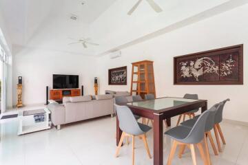 Pool Villa in Huay Yai