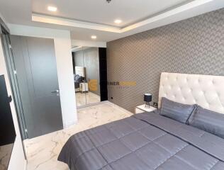 คอนโดนี้มี 1 ห้องนอน  อยู่ในโครงการ คอนโดมิเนียมชื่อ Arcadia Millennium Tower Pattaya 