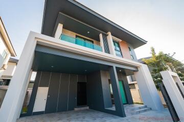 3 Bed House For Sale In East Pattaya - Patta Ville