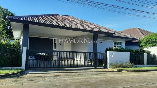 House For sale 3 bedroom 190 m² with land 414 m² in Baan Panalee, Pattaya