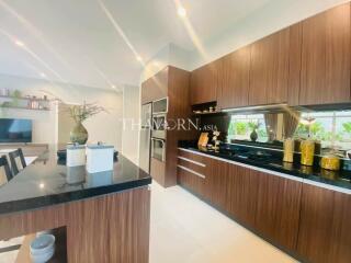 House For sale 3 bedroom 190 m² with land 414 m² in Baan Panalee, Pattaya