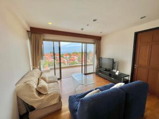 Boathouse: 2 Bedroom Condo With Sea View