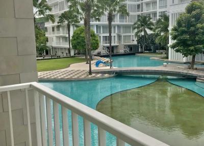 2 Bedroom Pool View : Malibu Condominium