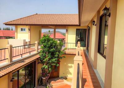 Freestanding Toscana Style 3 Bedroom House - Hua Hin Soi 102