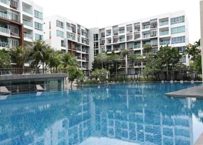 One Bedroom Beach Condo in Hua Hin at The Seacraze