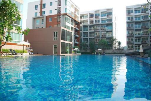 One Bedroom Beach Condo in Hua Hin at The Seacraze