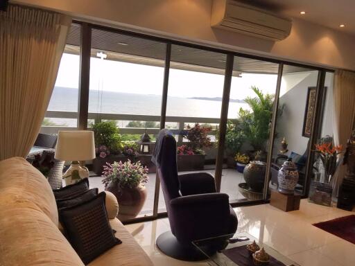 1 Bedroom Condo in Grand Condotel Jomtien C010815