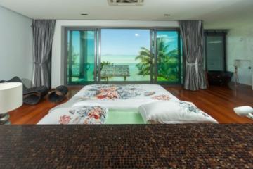 Modern Beachfront Villa Rawai RAW32