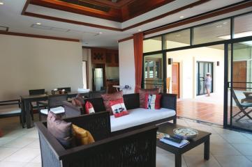 Naiharn Villa RN001