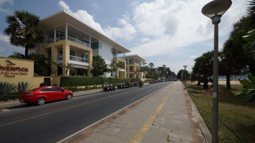 Karon Beach Front Residence