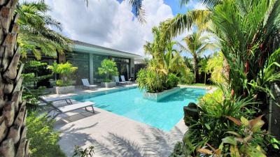 Contemporary Villa For Sale In Chalong