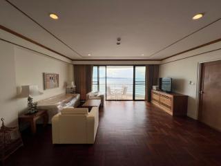 Royal Cliff Garden Condominium