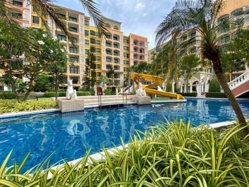 Venetian Signature Condo Resort Pattaya