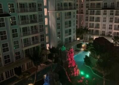 Grand Florida Beachfront Condo Resort Pattaya