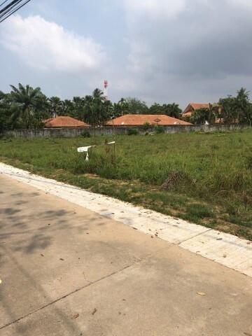 Land for sale at Mabprachan lake, East Pattaya