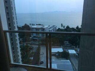 The Riviera Wongmat Condominium