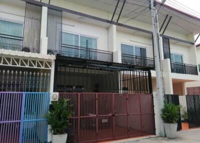 The Star Town Home Village for sale Pattaya