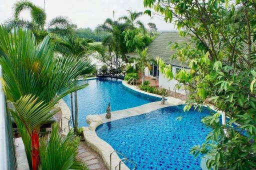 Resort for sale at Phoenix Golf Pattaya