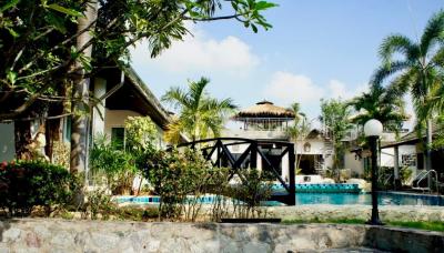 Resort for sale at Phoenix Golf Pattaya