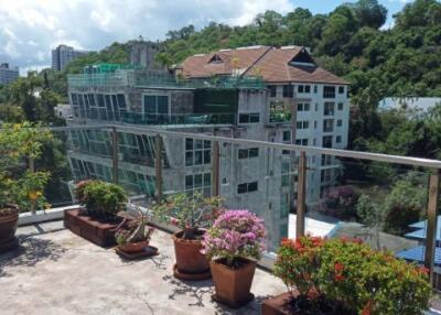 Pattaya Height Condominium
