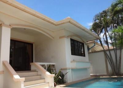 Adare Garden Pool Villas Pattaya